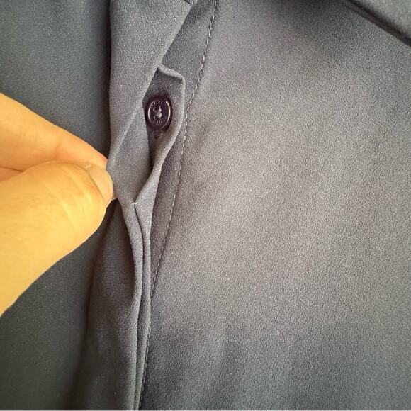 MOTF straight fit two tone shirt navy and cream size large - Picture 9 of 9